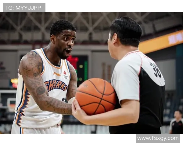 浙江东阳光与对手爆发激烈冲突，全队受罚处理